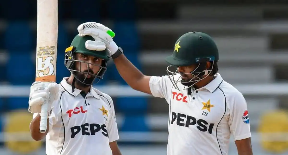عبداللہ شفیق کی سنچری، بابر اعظم کے 86 رنز، پاکستان کی ویسٹ انڈیز کیخلاف میچ پر گرفت مضبوط