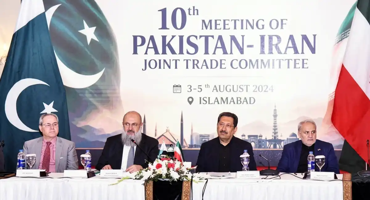 10 ارب ڈالر