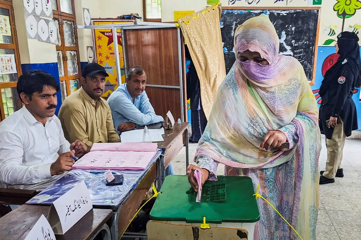 آزاد کشمیر انتخابات کے دوسرے مرحلے میں مسلم لیگ ن کی واضح برتری، 13 سیٹیں اپنے نام کرلیں
