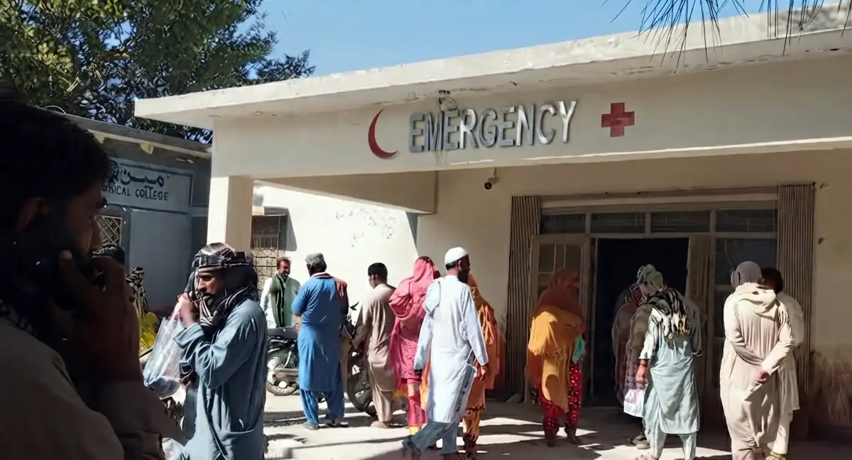 خضدار میں فائرنگ، پولیس اہلکار سمیت 5 افراد جاں بحق