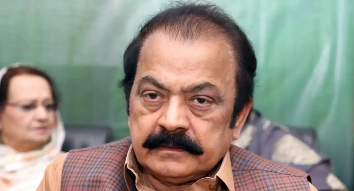 سیاسی مسائل کا حل لانگ مارچ سے نہیں، بات چیت کرنے سے ہی ممکن ہے، رانا ثنااللہ