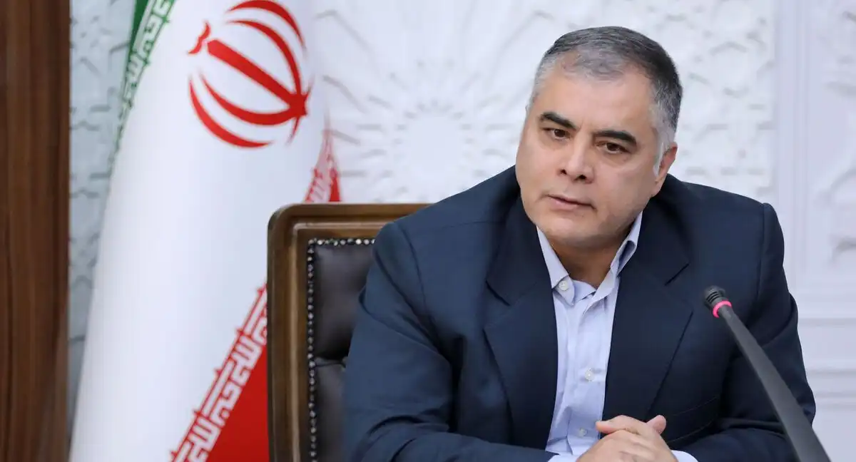 ایران کے وزیرِ تیل محسن پاک نژاد نے اپنے عہدے سے استعفیٰ دے دیا