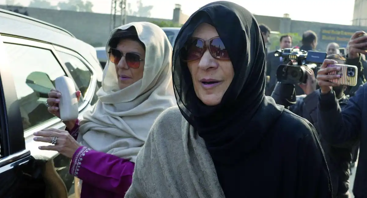 9 مئی جلاؤ گھیراؤ کیس: علیمہ خان اور عظمی خان کیخلاف مقدمات کا ریکارڈ طلب