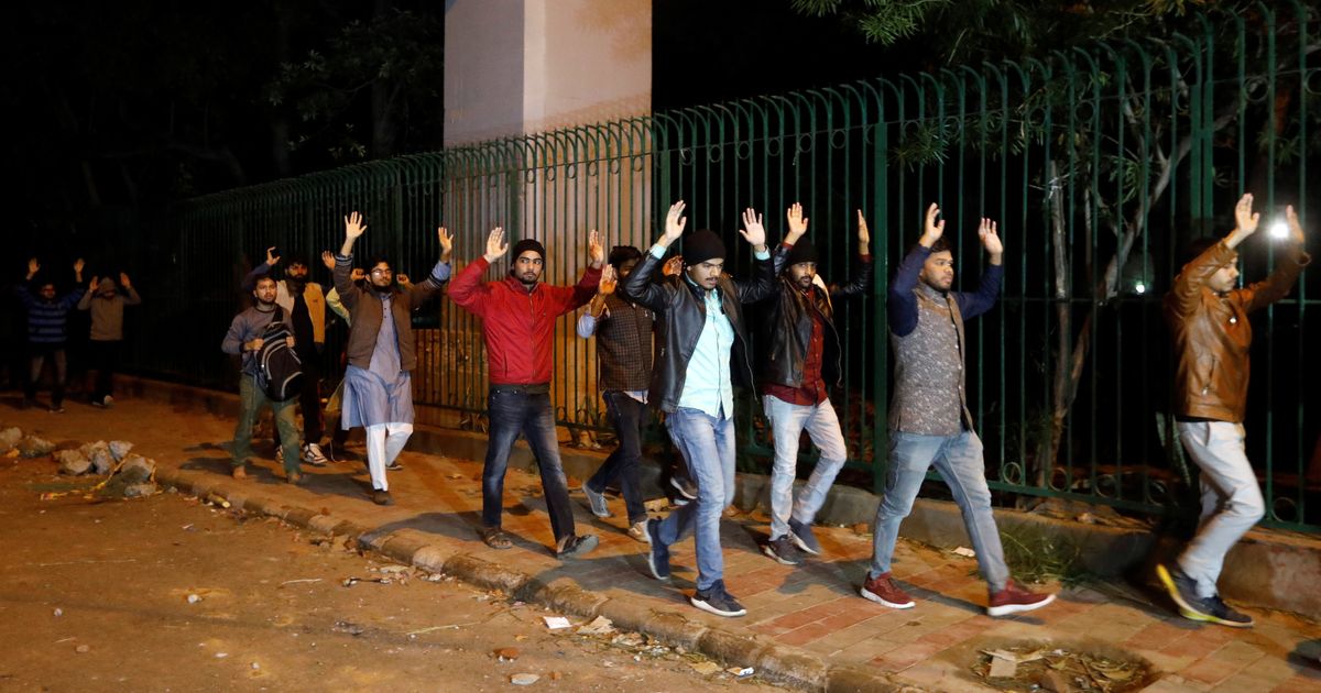 Indian crackdown on protests against controversial Citizenship Act
