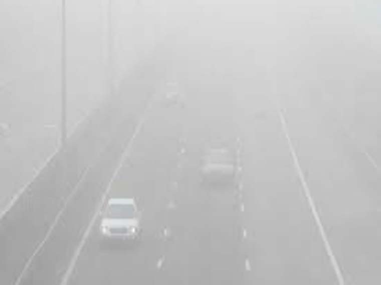 Many sections of Motorway closed for traffic due to dense fog