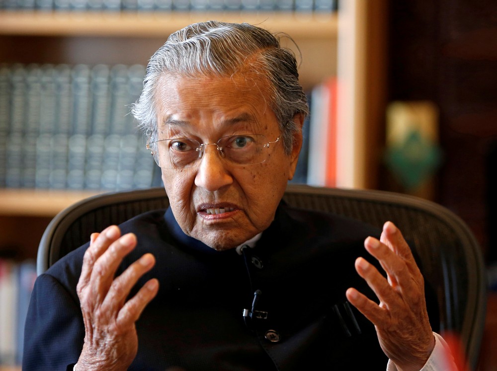 Malaysian Prime Minister Mahathir opposes US sanctions on Iran