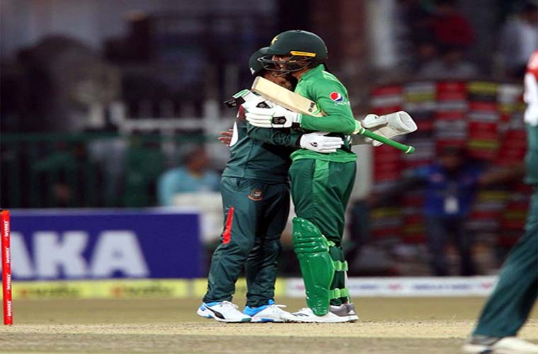 Pakistan beat Bangladesh by five wickets in first T20