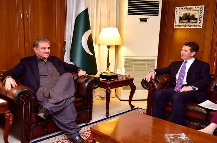 British High Commissioner meets Foreign Minister Shah Mehmood Qureshi
