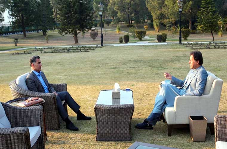 DGI ISI and Jahangir Tareen meet Prime Minister Imran Khan