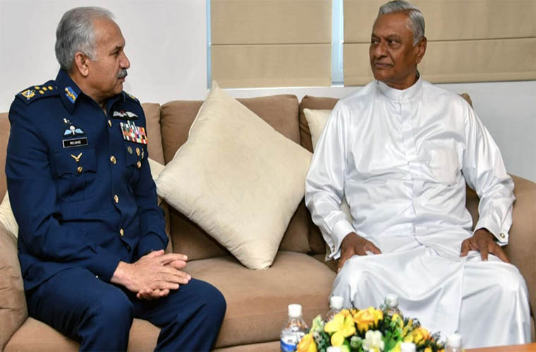 Pakistan Airforce Chief meets Sri Lanka State Minister of Defense