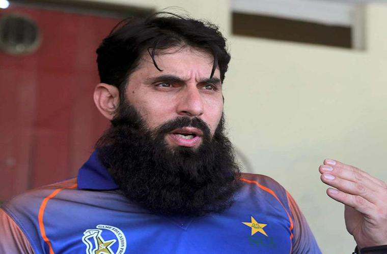 Pakistan cricket team head coach to make them fit for England series