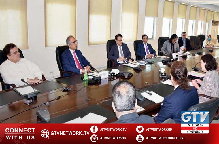 Govt discuss financial assistance package for small and medium enterprises