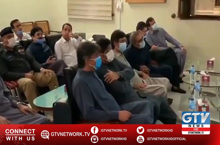 Sindh CM Murad Shah visits Sukkur Barrage to review flood situation