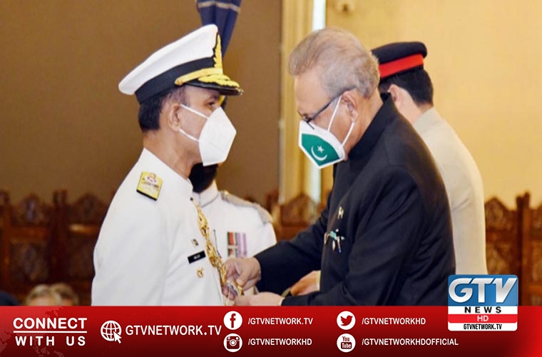 President confers Nishan e Imtiaz on Pakistan Naval Chief