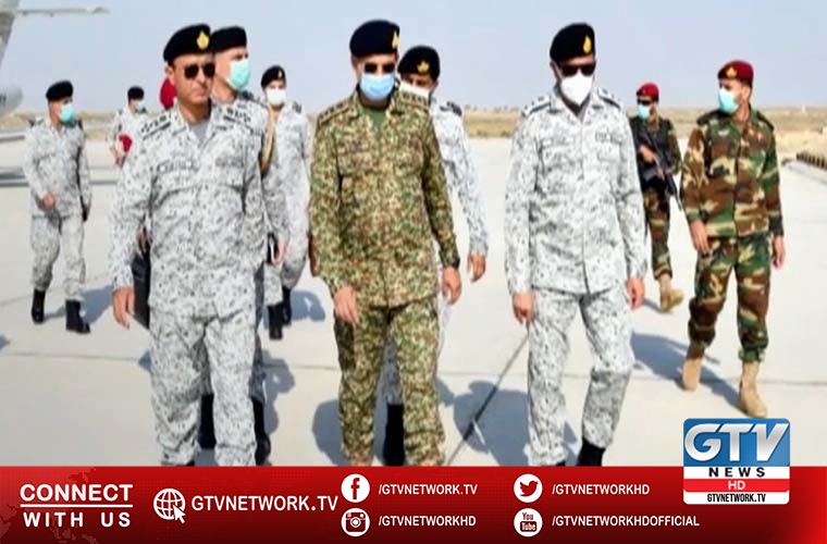 Pakistan Navy chief visits naval installations at coastal areas