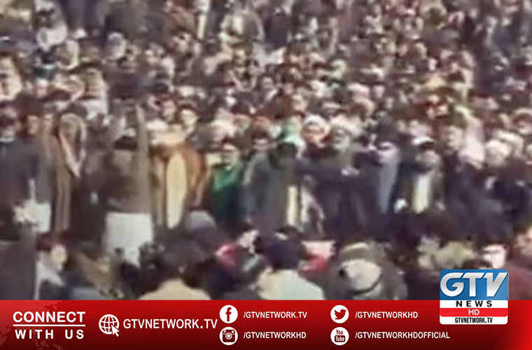 Funeral prayer of the martyrs of Mach massacre held at Hazara Shia graveyard in Quetta