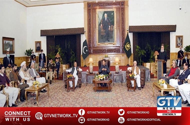 KP cabinet members and MPAs meet Prime Minister Imran Khan in Peshawar