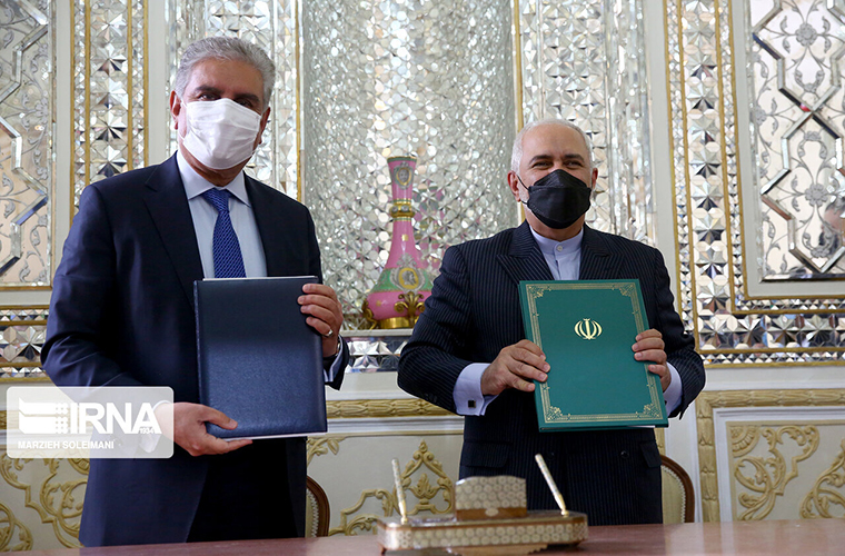 Foreign Minister of Pakistan thanks Iran support against Islamophobia