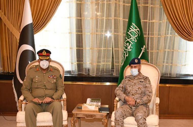 Pakistan Army Chief calls on Saudi Armed Forces Chief of General Staff in Riyadh