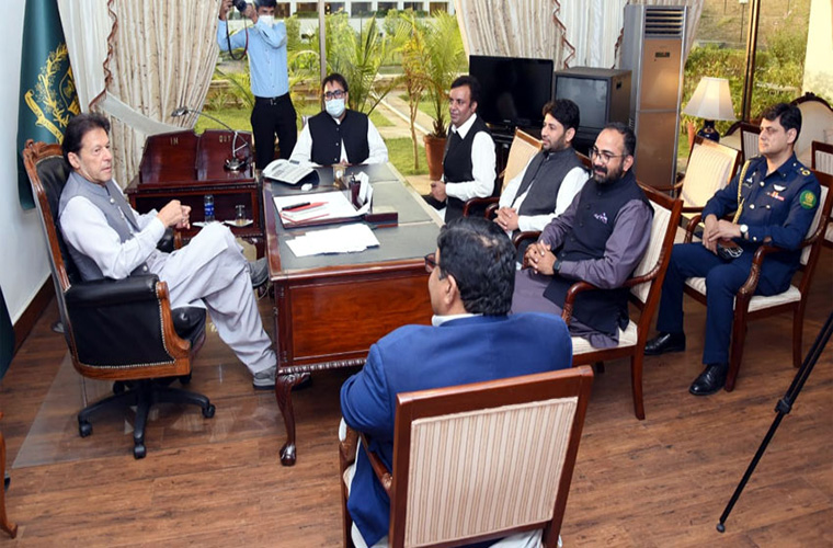 Aides and legislators of PTI and MQM meet Prime Minister Imran Khan
