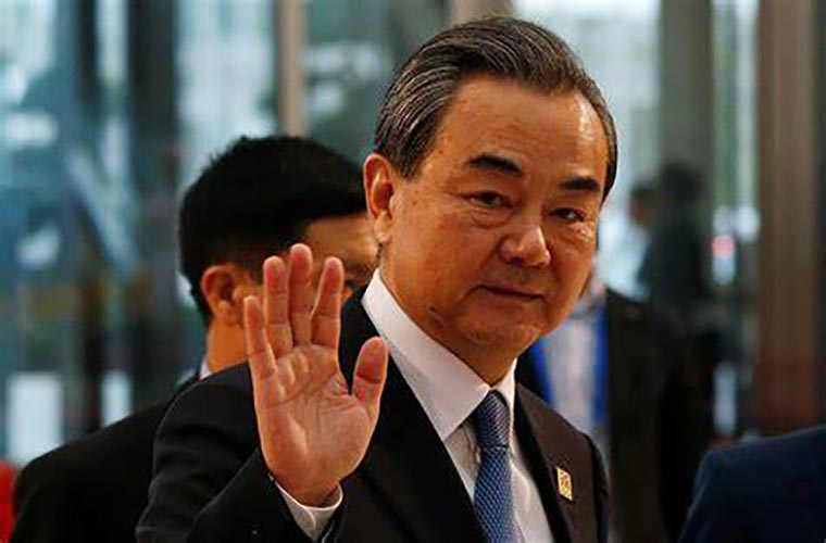Chinese FM Wang Yi calls FM Qureshi to exchange views on Afghanistan