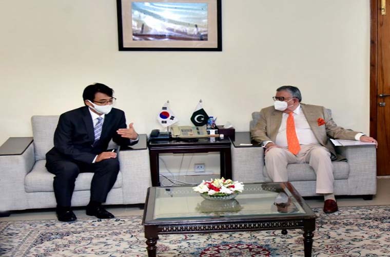 Govt making comprehensive policy for expansion of auto industry: Tarin