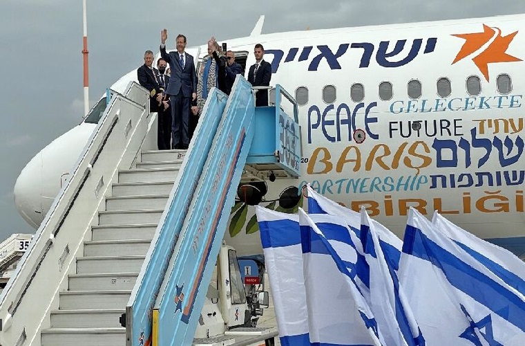 Israel’s president lands in Turkey aiming to ‘restart’ ties
