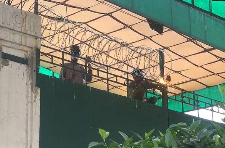 Punjab Assembly sealed with barbed wires amid confusion over session for CM’s election