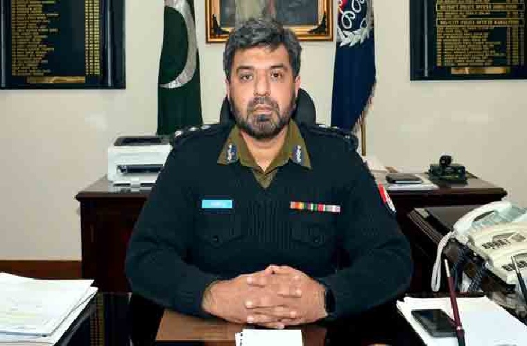 Federal govt removes IG Islamabad