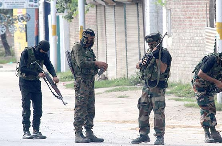 Indian troops martyr two more Kashmiri youth in Pulwama district