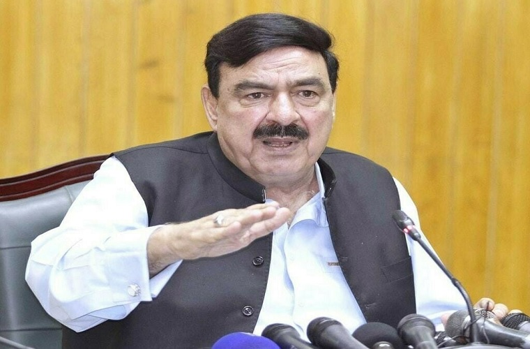 Two prime ministers running the country, says Sheikh Rasheed