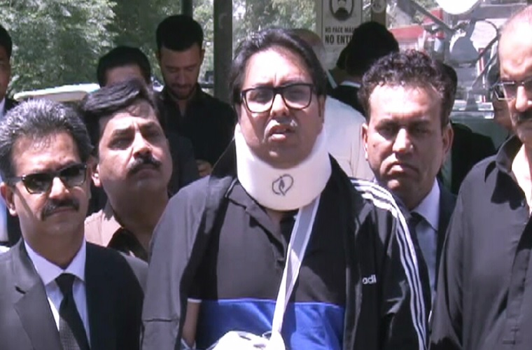Shahbaz Gill says PML-N leaders ‘must be behind’ car accident