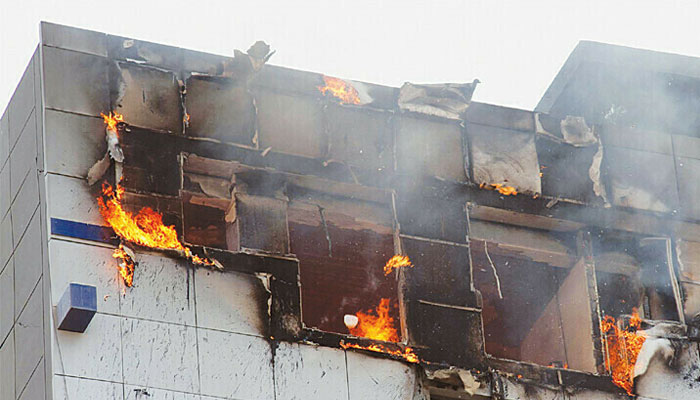 Seven people died as fire breakouts at Faisalabad market