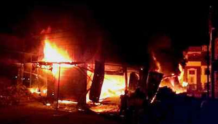 Ubauro: Passenger bus caught fire, no casualties reported