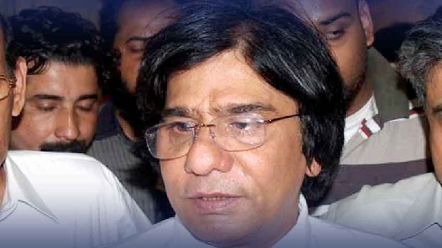 MQM leader Rauf Siddiqui suffered a heart attack,shifted to hospital