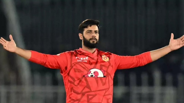 Imad Wasim comes out of retirement
