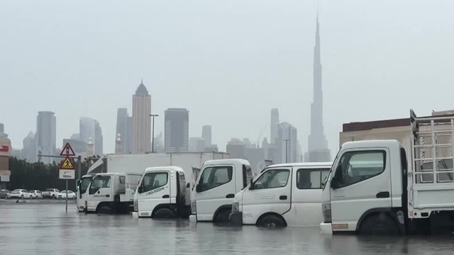 Record rainfall disrupts life in Dubai