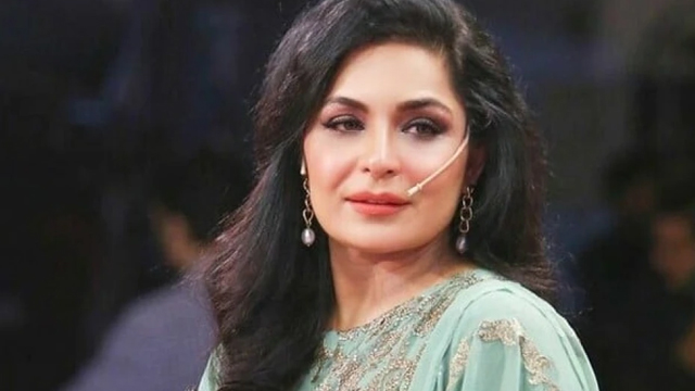 Actor Meera injured in Lahore shooting