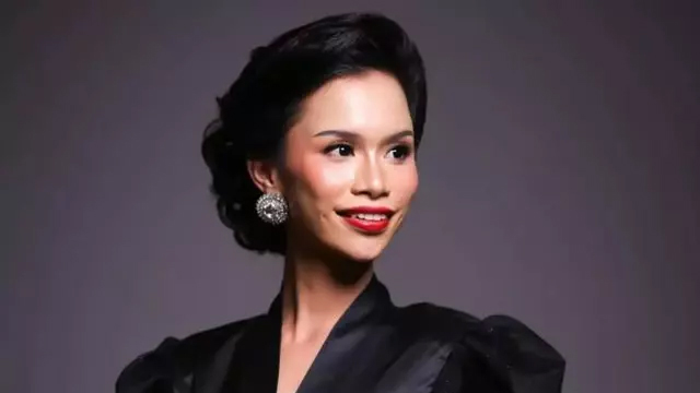 Malaysian beauty queen loses title after viral dance video