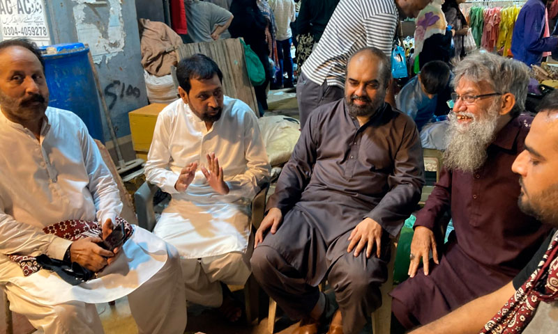 Hyderi Market traders assured to resolve their problems