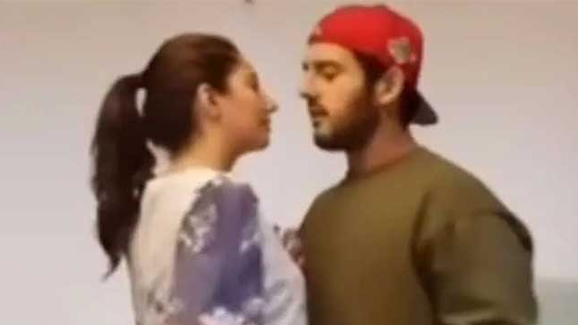 Mahira Khan’s dance video with Azaan Sami goes viral