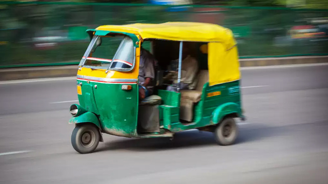 Watch: Auto-rickshaw being driven in California