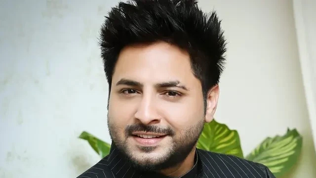 Yasir Shami surrenders before court in Aamir Liaquat video case