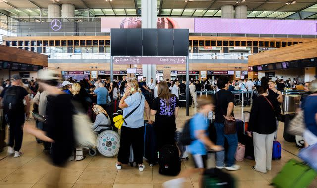 Global IT outage causes chaos