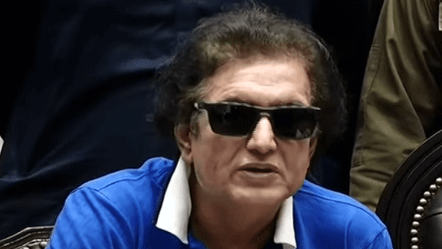 Met woman at 4:40am because doctor advised avoiding the sun: Khalilur Rehman Qamar