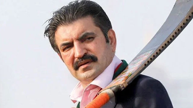 Imran Khan makes tough call on Sher Afzal Marwat’s future