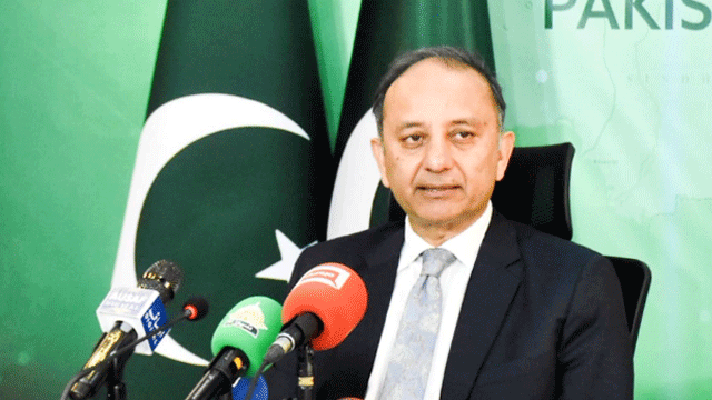 Government extends fresh olive branch to Imran Khan’s PTI