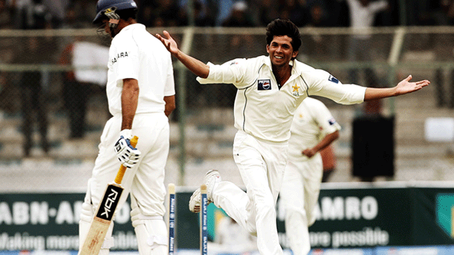 Aaqib Javed compares THIS Sri Lankan pacer with magician Mohammad Asif
