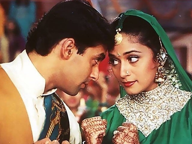 Salman Khan, Madhuri Dixit’s “Hum Aapke Hain Koun” returns to theaters today