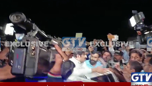 PTI’s Sher Afzal Marwat arrested outside parliament